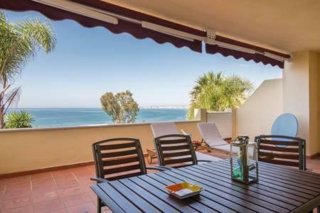 Appartement Relax Frente Al Mar à Benalmádena Extérieur photo